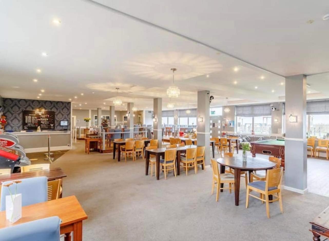 Villa Sea View 3-Bed Heated Pool Eat Bar Kids Park Lowestoft Exteriér fotografie
