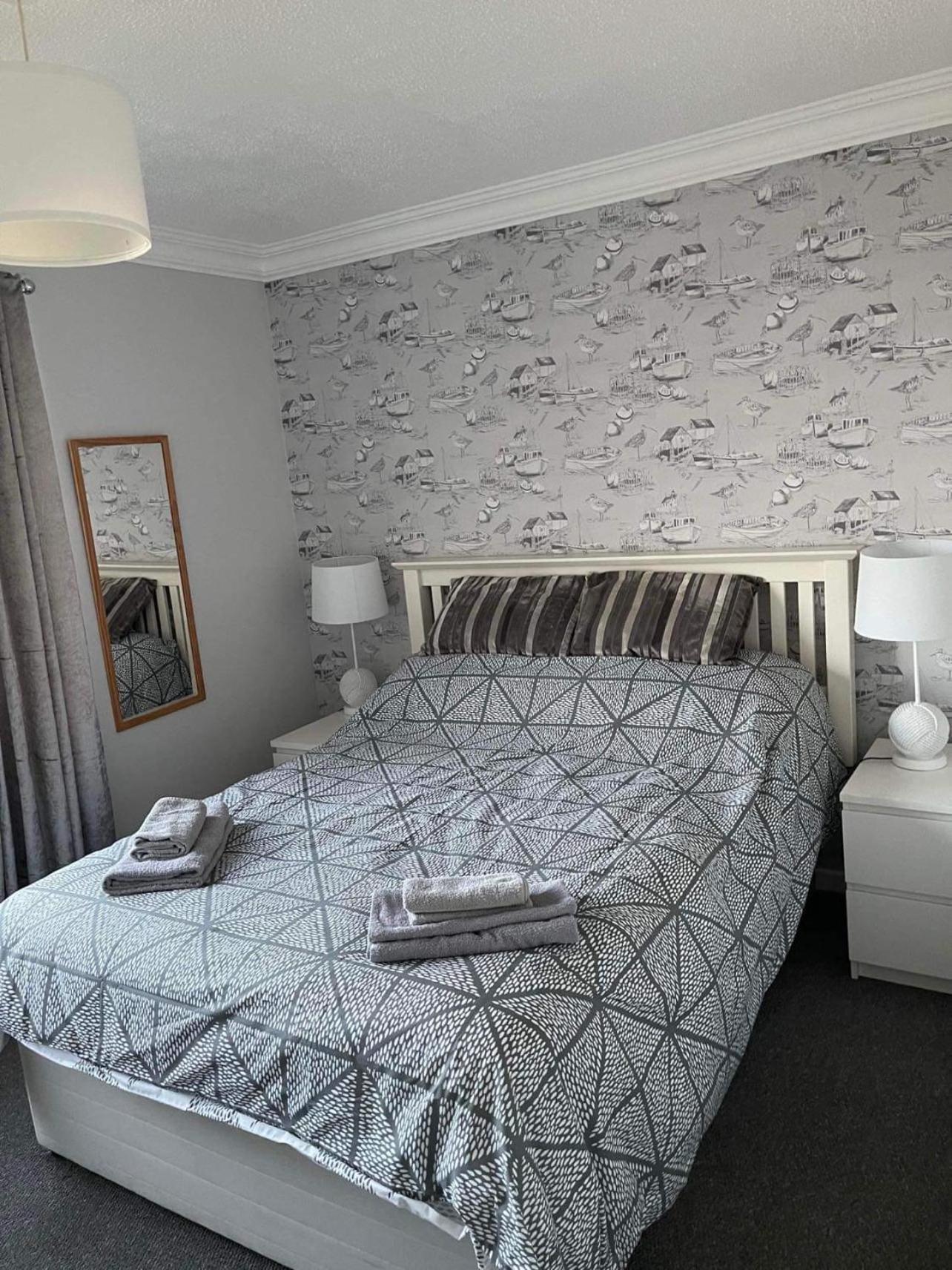 Villa Sea View 3-Bed Heated Pool Eat Bar Kids Park Lowestoft Exteriér fotografie